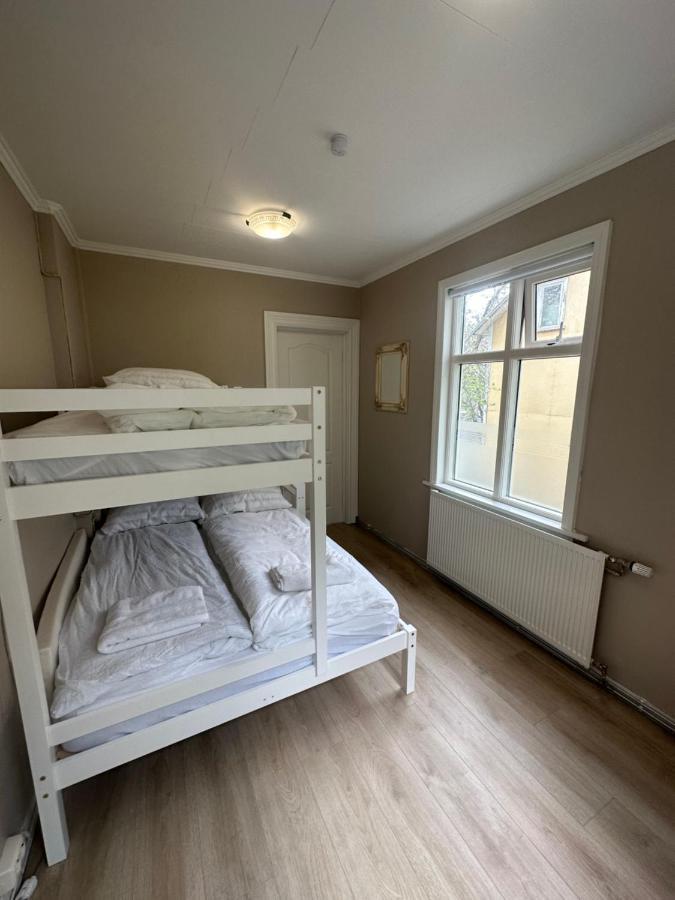 In The Heart Of Akureyri Apartment Ngoại thất bức ảnh