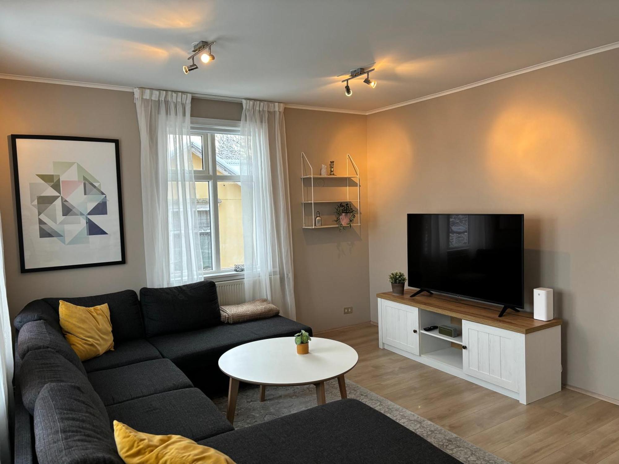In The Heart Of Akureyri Apartment Ngoại thất bức ảnh